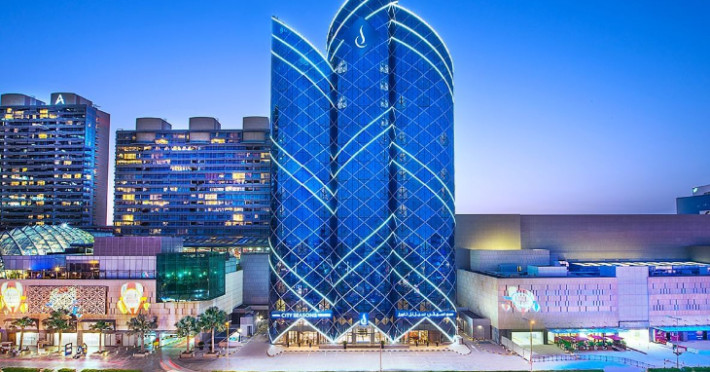 city-seasons-towers-hotel-fdd4aa6e0eb87e45.jpeg