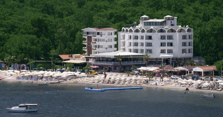 class-beach-hotel-2b0477d11ea87f22.jpeg