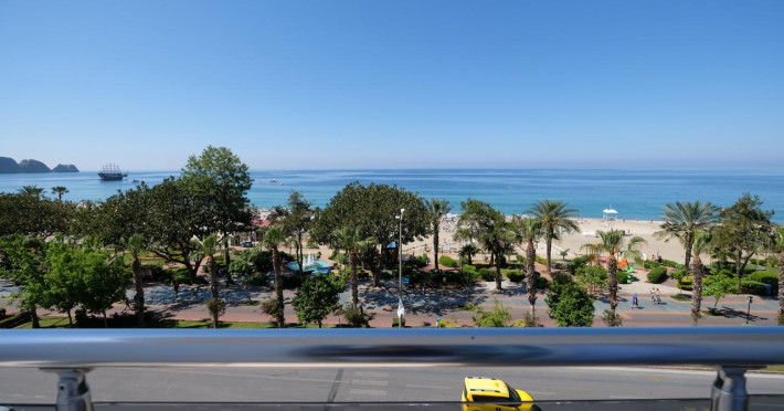cleopatra-golden-beach-hotel-1e68911dade201aa.jpeg