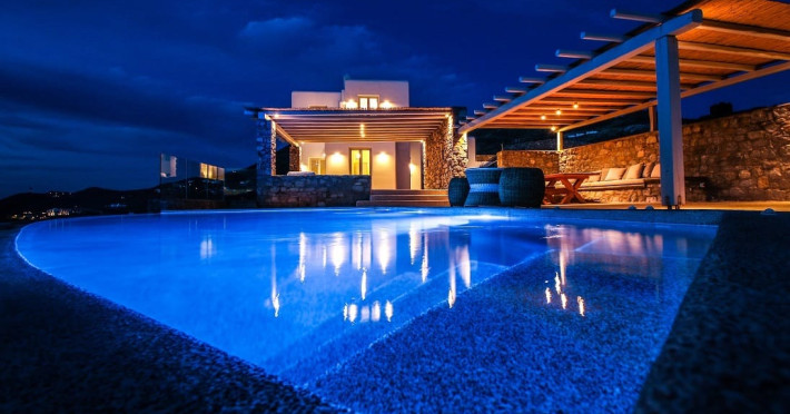 cloud-nine-ftelia-mykonos-eac327ea3917d35e.jpeg