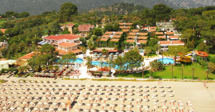 club-boran-mare-beach-fc394248c2248c5c.jpeg