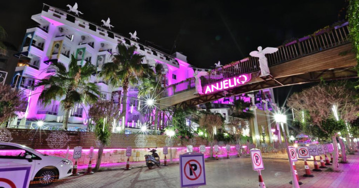club-hotel-anjeliq-a35f6f55bebfd591.jpeg