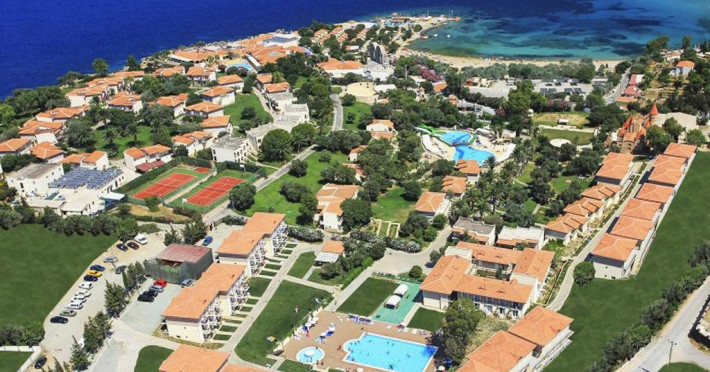 club-resort-atlantis-4ae58c9da5ef2f4c.jpeg