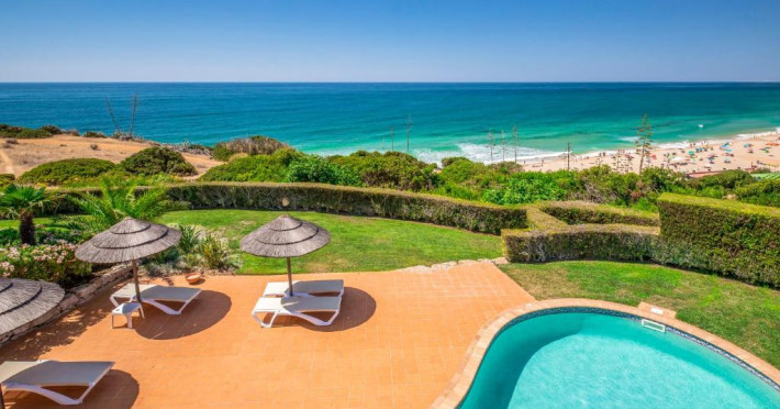clube-porto-mos-sunplace-hotels-beach-resort-97b7d455e0ae0bbc.jpeg