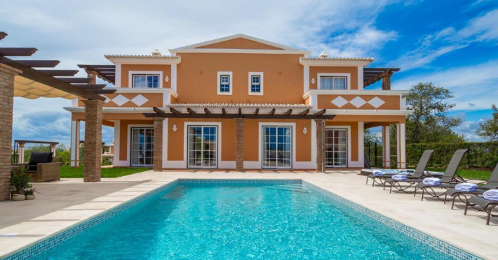 colina-da-lapa-villas-39f10f64b8022564.jpeg