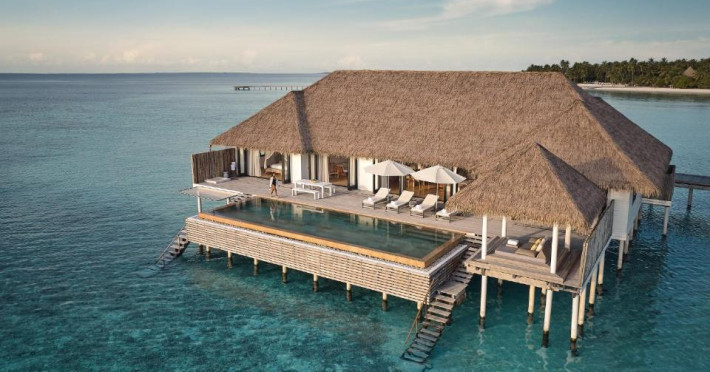 como-maalifushi-resort-3d9f26505e1a8b85.jpeg