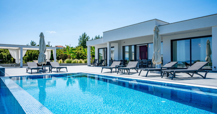 continent-villas-f215f58fa9c6099e.jpeg