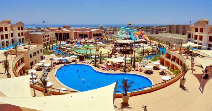 coral-sea-aqua-club-resort-bedd0eaa9ee5480f.jpeg