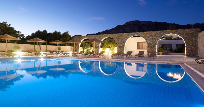 coriva-beach-hotel-bungalows-ed87fcdf6fbe3652.jpeg