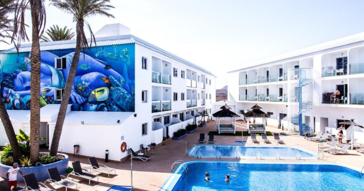 corralejo-surfing-colors-hotelapartments-cd89383054627a67.jpeg