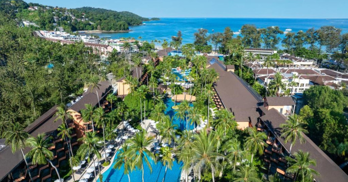 courtyard-by-marriott-phuket-patong-beach-b8b2c7b7716b7a51.jpeg