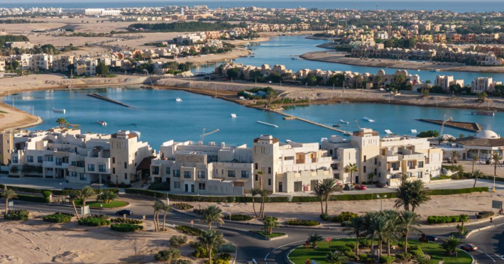 creek-hotel-and-residences-el-gouna-c16b79bc49283a9c.jpeg