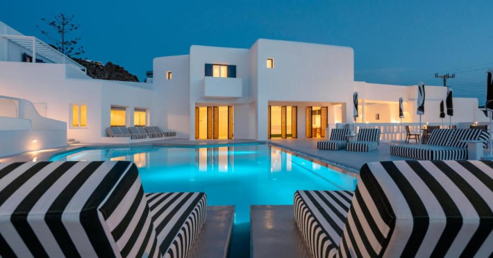 croco-mykonos-e0ceef1cc33467c4.jpeg