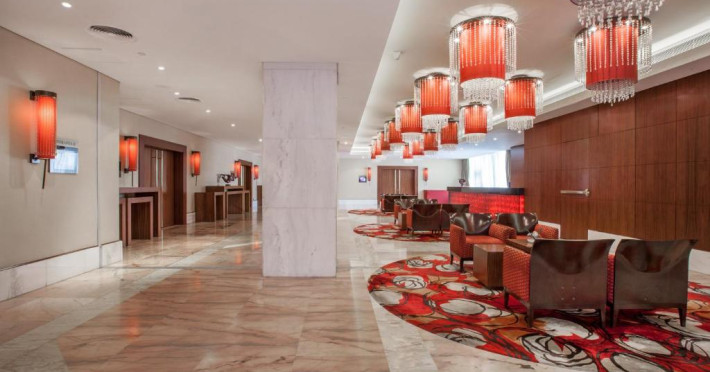 crowne-plaza-deira-71b9b979c5ace75d.jpeg