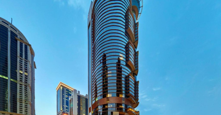 crowne-plaza-doha-west-bay-4382f48b27234e85.jpeg