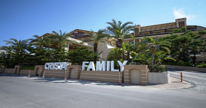 crystal-family-resort-spa-756ccb9697da0ce8.jpeg