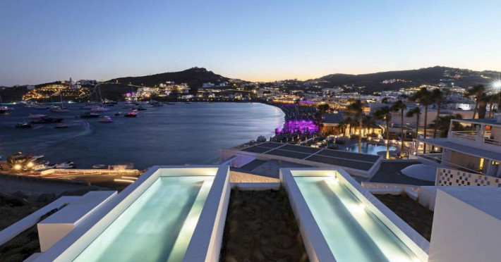 cubic-mykonos-seafront-design-suites-5aeab631c0bc2efc.jpeg