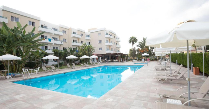 debbiexenia-hotel-apartments-1d2d8fc66958e7d8.jpeg