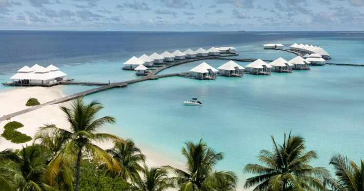 diamonds-athuruga-spa-resort-maldives-bf1a250c8277b8df.jpeg