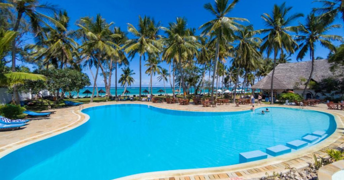 diani-sea-lodge-587255b207e7f32b.jpeg