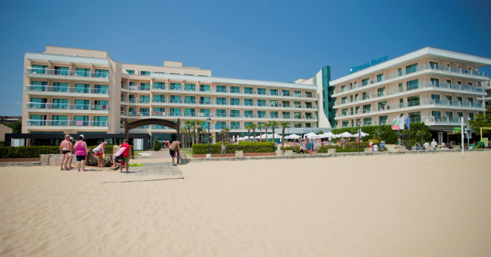 dit-evrika-beach-club-hotel-b90ea27b4eba6328.jpeg