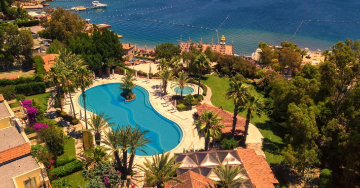 divan-bodrum-ee211b8c10dfb346.jpeg
