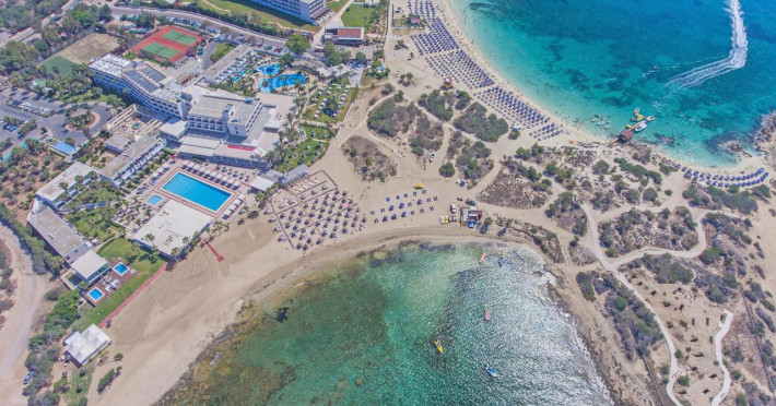 Dome Beach Hotel & Resort