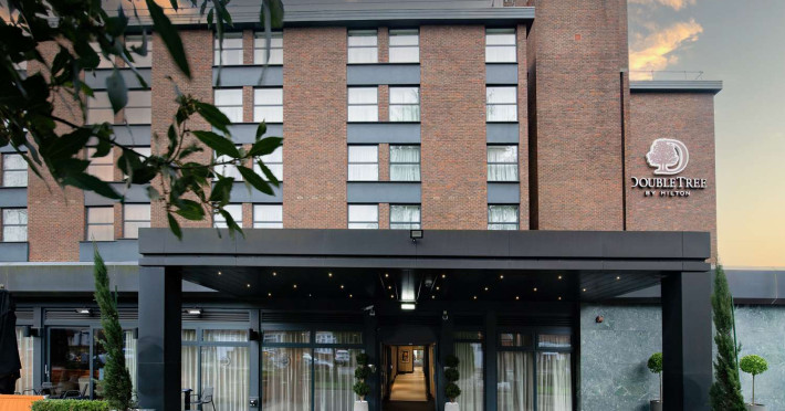 doubletree-by-hilton-london-ealing-hotel-fe2b134dc66356c5.jpeg