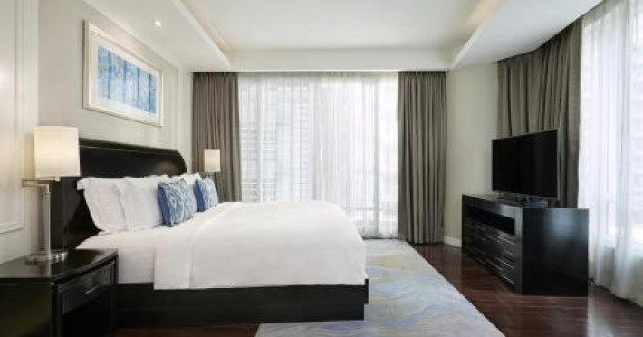 dusit-suites-ratchadamri-bangkok-7b8801cfb03fac5e.jpeg