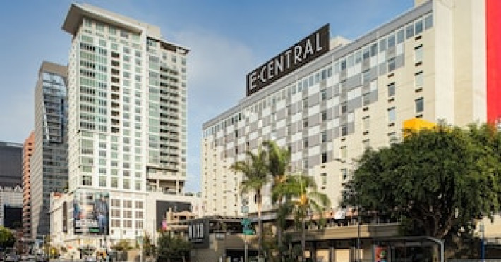 e-central-downtown-los-angeles-hotel-d01f06555a371e06.jpeg