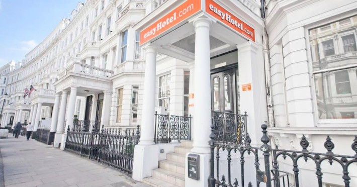 easyhotel-south-kensington-b2d76c7e96a37dbb.jpeg