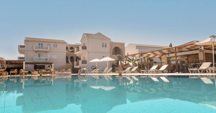 ekati-mare-boutique-resort-a93bb8e81b4f96c1.jpeg
