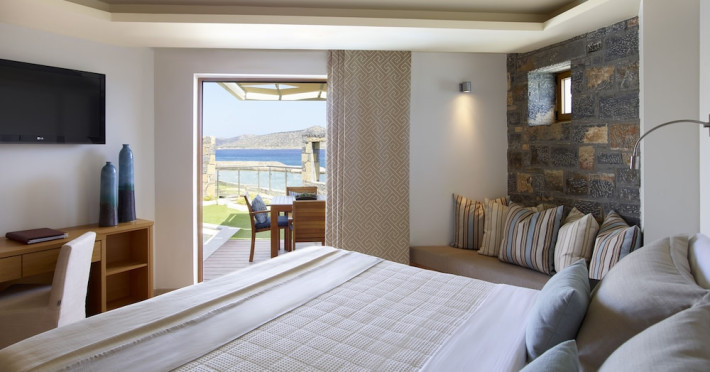 elounda-peninsula-all-suite-hotel-9ae343d107e71cd4.jpeg