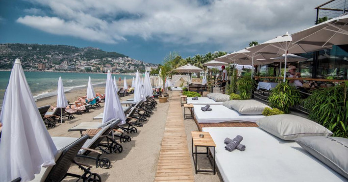 en-vie-beach-boutique-hotel-083295dcf775d324.jpeg