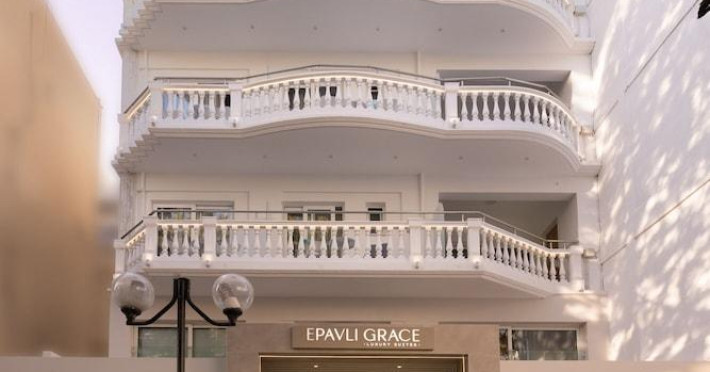 epavli-grace-hotel-22e34b57f1d0f9ee.jpeg