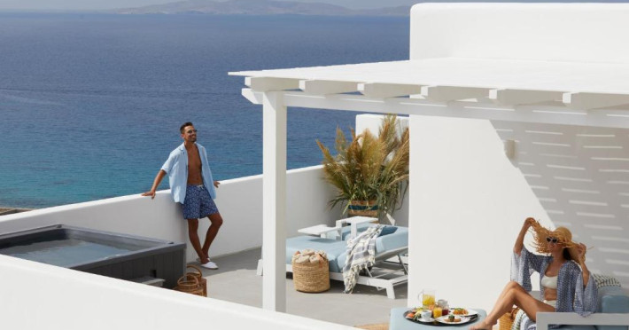 epic-blue-mykonos-1251c8a210010509.jpeg