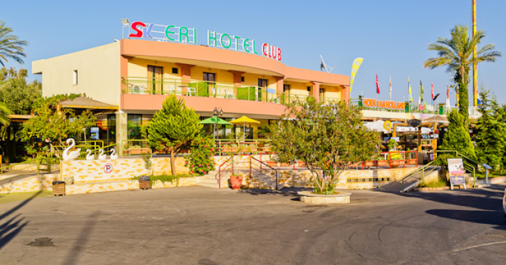 ERI BEACH & VILLAGE
