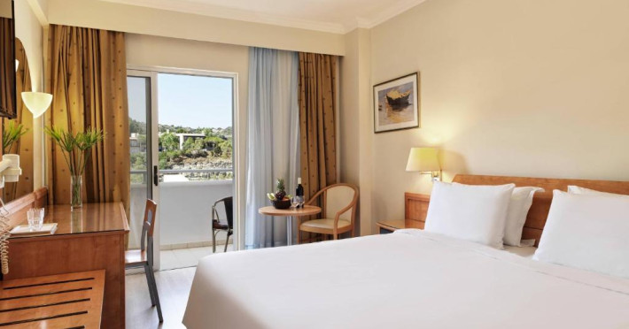 Esperides Beach Hotel