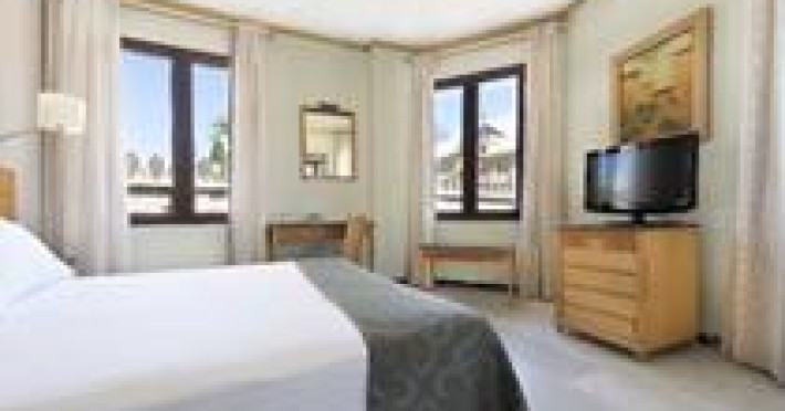 eurostars-maimonides-hotel-4faee6fd20ef7675.jpeg