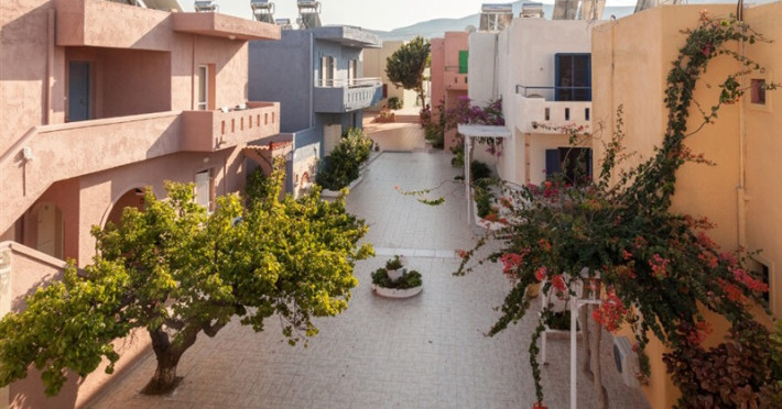 evina-rooms-suites-hotel-b31826106234fddb.jpeg