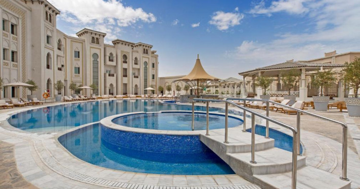 ezdan-palace-hotel-85e3597b78434e83.jpeg