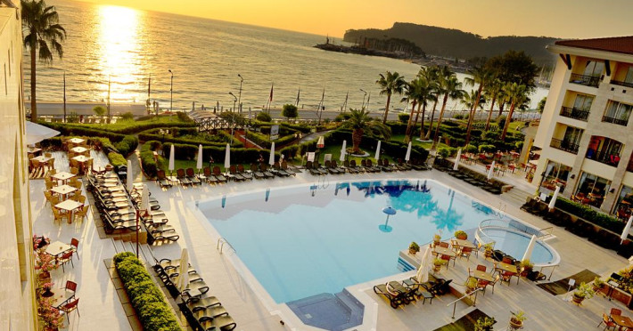 fame-residence-kemer-spa-d0e10010a48ba3d5.jpeg