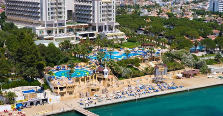 fantasia-de-luxe-kusadasi-ed7ef6846fd73d47.jpeg