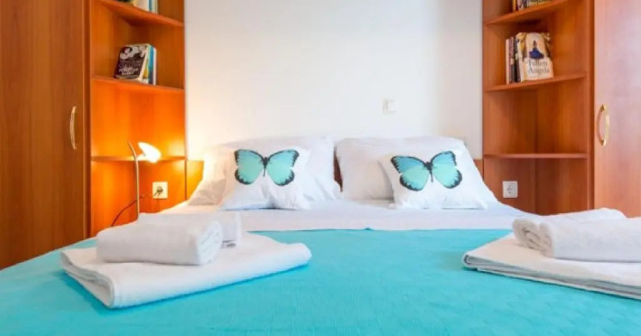 feel-good-apartment-5a2ee2402a1fbd5f.jpeg