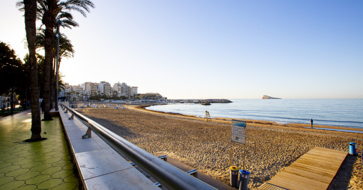 fleming-playa-poniente-by-punta-25-e882de348d8d7e4b.jpeg