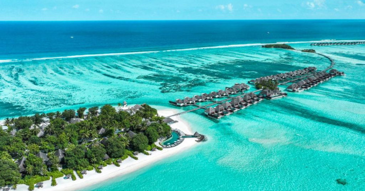 four-seasons-at-kuda-huraa-resort-maldives-d2ccc16a4deee3f3.jpeg