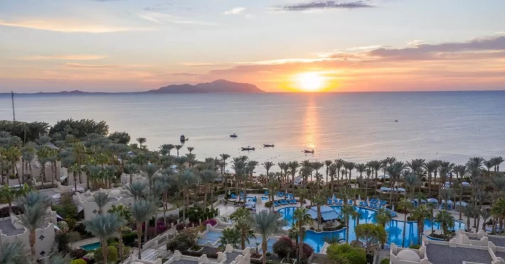 four-seasons-resort-sharm-3b334c23263fc037.webp