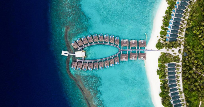 furaveri-maldives-fe026b82e2af3cb1.jpeg