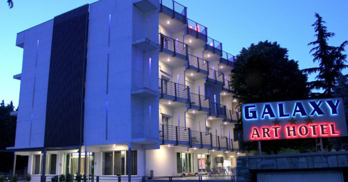 galaxy-art-hotel-670b30c6b1f23c5d.jpeg