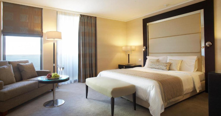 galaxy-hotel-22ed88f32a1061d3.jpeg